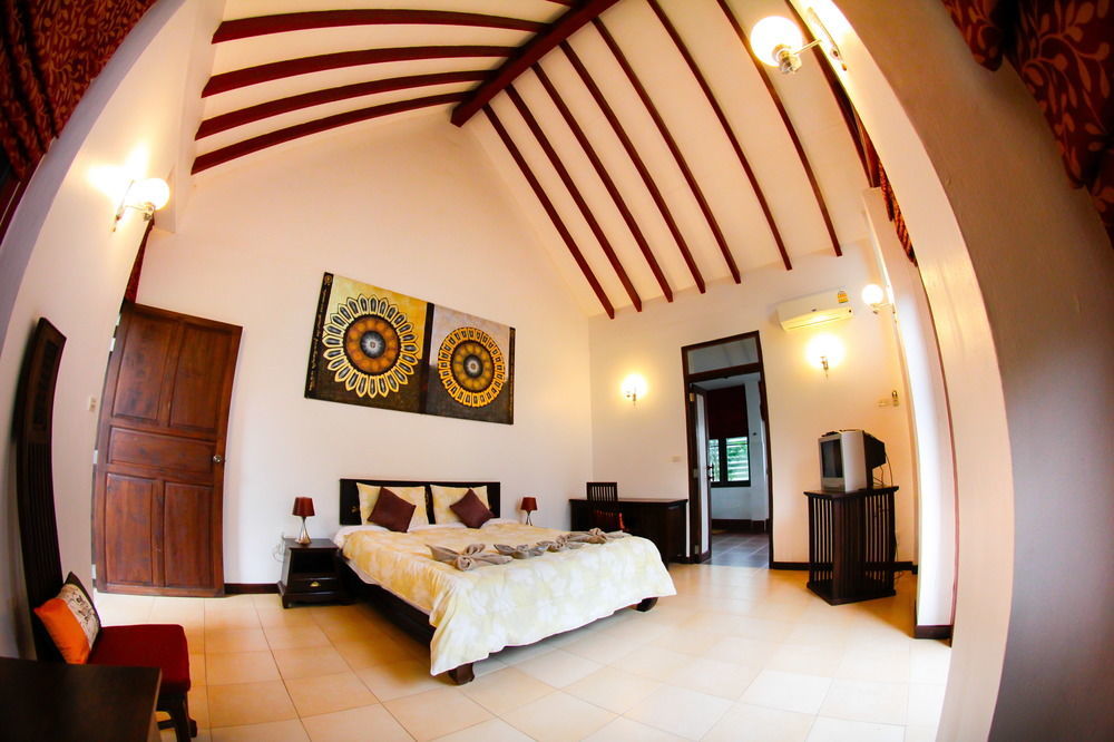 Baan Saleepai Hotel Buitenkant foto